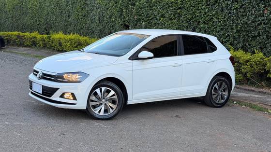 VOLKSWAGEN POLO 1.0 200 TSI COMFORTLINE AUTOMÁTICO